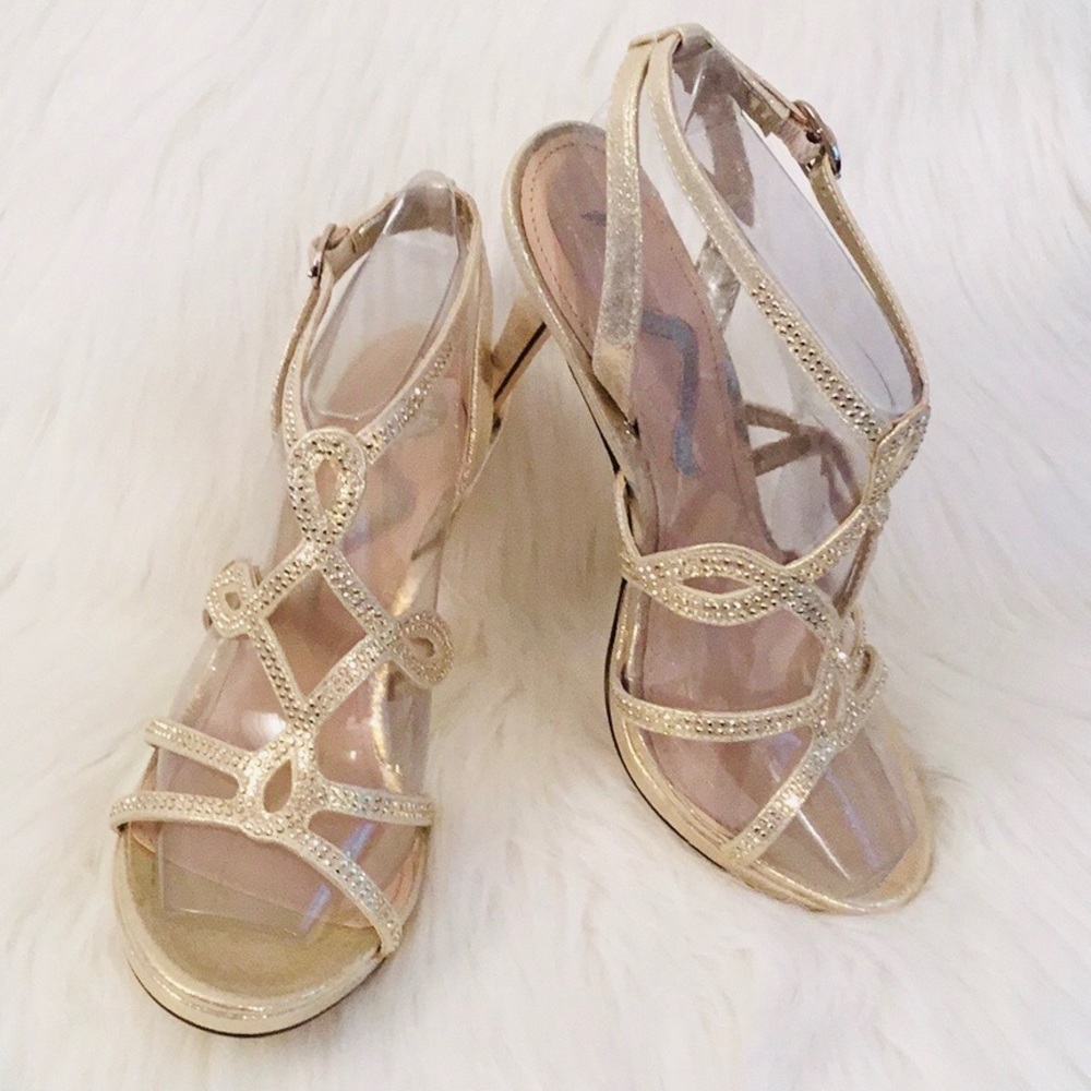 NINA GOLD STRAPPY SANDAL